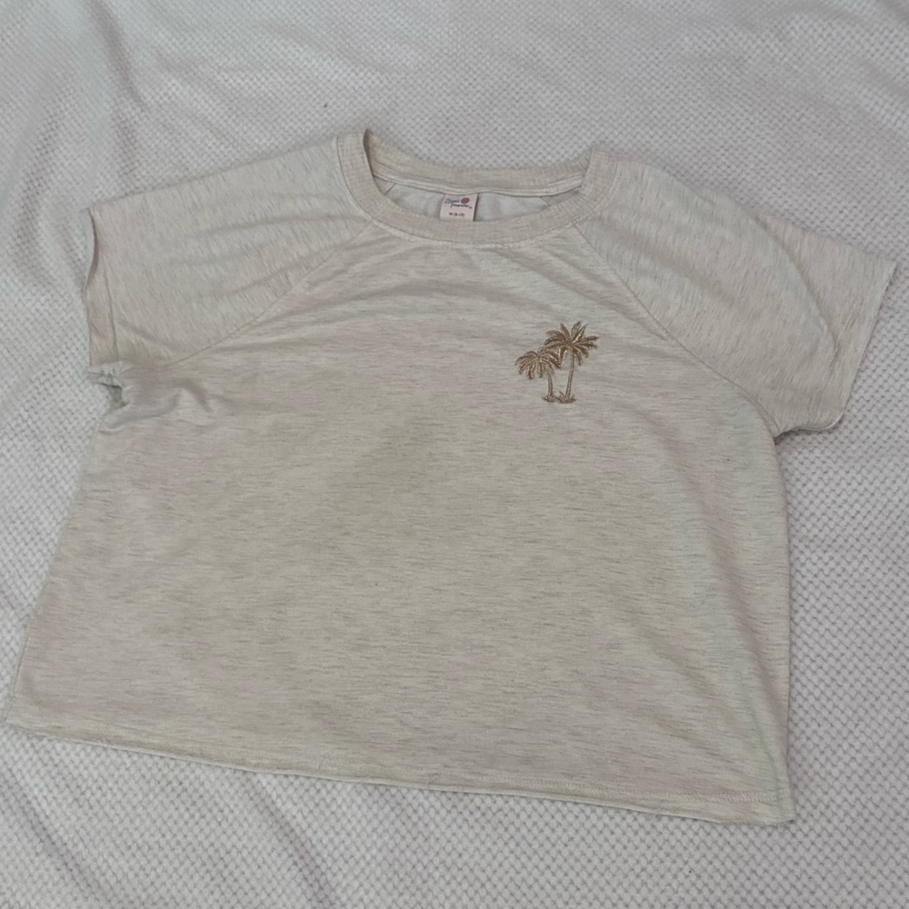 Secret Treasures Off White Cropped T-Shirt With Gold Palm Trees